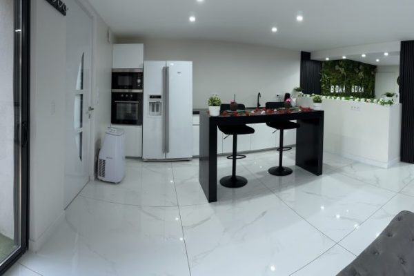 love-room-lyon-diapo-15 love-room-lyon-diapo-15